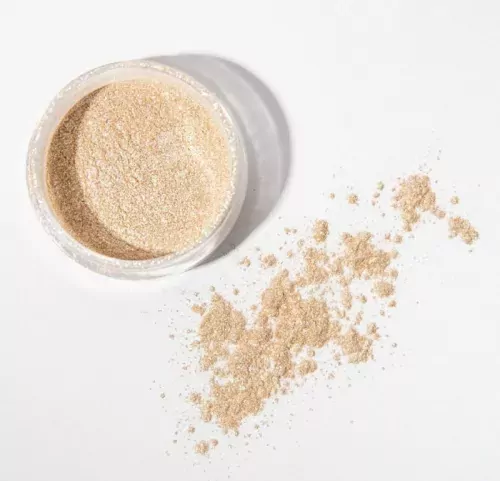 Рассыпчатая пудра Dessi Cosmetics Say Yes Glow Out Powder сияющая, 5 г — фото 2