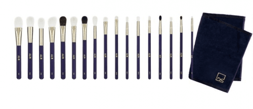 Hulu - Premium - A set of 17 professional make-up brushes by Daniel Sobieśniewski + free towel
