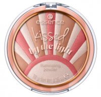 Essence - Kissed by the Light - Illuminating face powder - 10 g