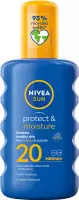 Nivea - SUN - Protect & Moisture - Spray lotion for sunbathing - SPF 20 - 200 ml