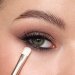 Eveline Cosmetics - Precise Eyeshadow Application Brush - Precyzyjny pędzel do blendowania cieni - E02