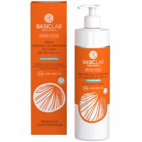 BASICLAB - PROTECTICUS - Light Protective Body Emulsion - Light protective body emulsion SPF 50+ PA++++ - Waterproof - Prevention and Antioxidation - 300 ml 