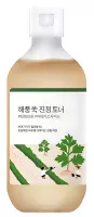Round Lab - MUGWORT - Calming Toner - Nawilżająco-kojący tonik do twarzy - 300 ml