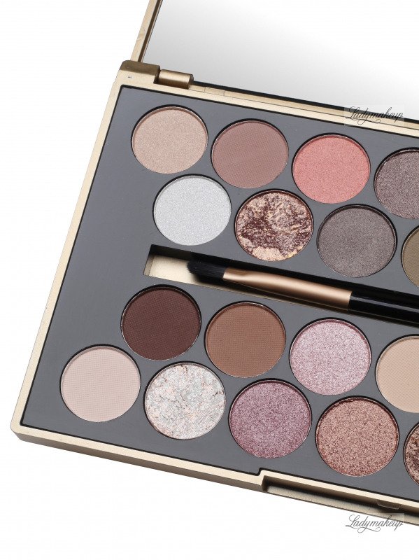 MAKEUP REVOLUTION - FORTUNE FAVOURS THE BRAVE - Palette of 30 eyeshadows