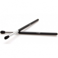 LancrOne - SMALL TAPERED BLENDING - Eyeshadow Brush - E152