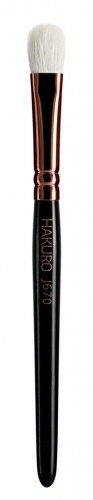 Hakuro - Brush for applying and blending eyeshadows - J670 (Black handle)
