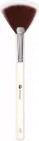 Dermacol - FAN BRUSH - Pędzel do rozświetlacza - D59
