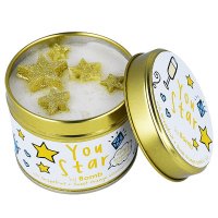 Bomb Cosmetics - You Star Tinned Candle - Ręcznie wytwarzana świeca zapachowa z olejkami eterycznymi - GWIAZDKA